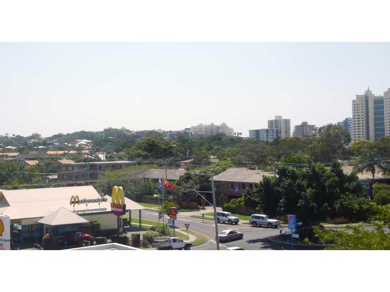 11 Foote Street, Mooloolaba QLD 4557