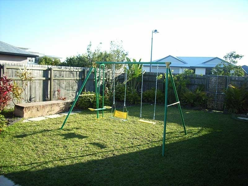 2 Antilles St, Kawana Island QLD 4575