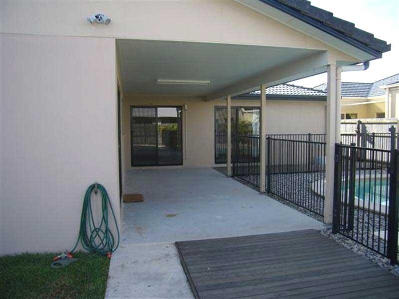 2 Antilles St, Kawana Island QLD 4575