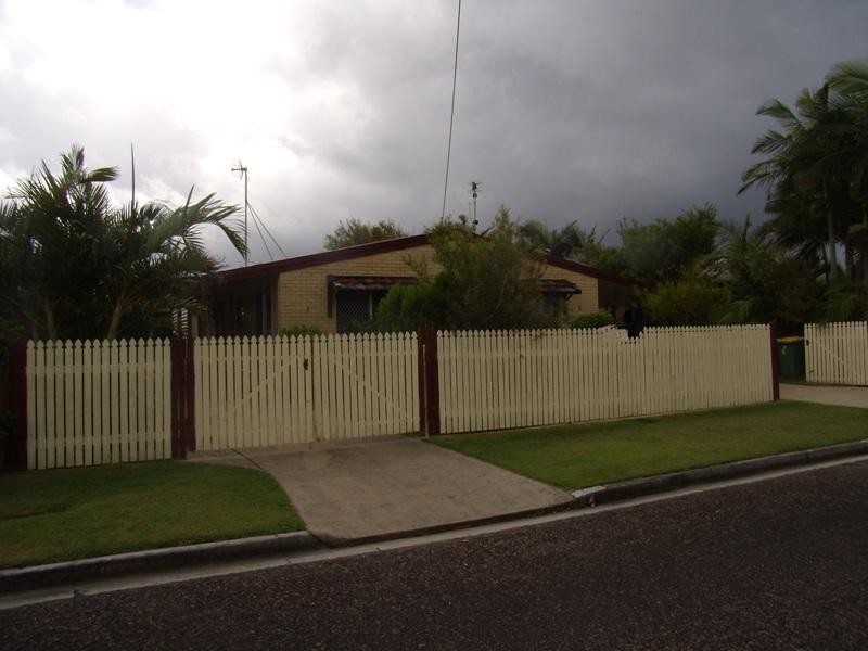 1/23 Coonawa Street, Buddina QLD 4575