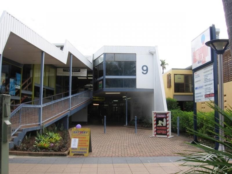 9 Ocean St, Maroochydore QLD 4558