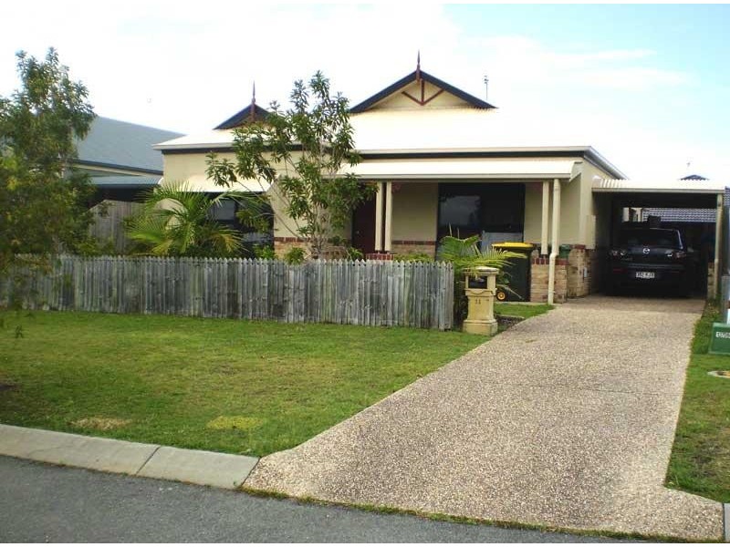 11 Moreton Street, Sippy Downs QLD 4556