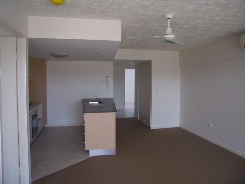 42/10 Grand Parade, Parrearra QLD 4575