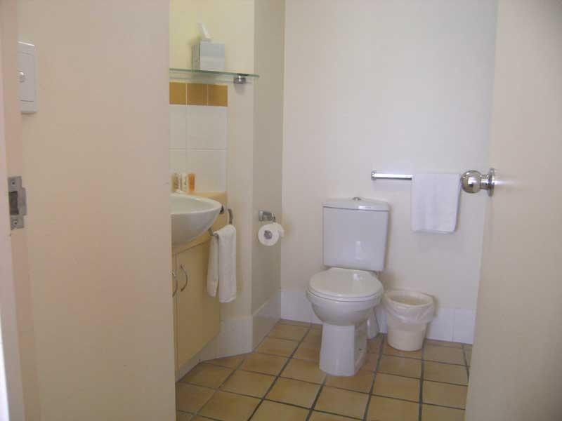 447/180 Alexandra Pde, Alexandra Headland QLD 4572