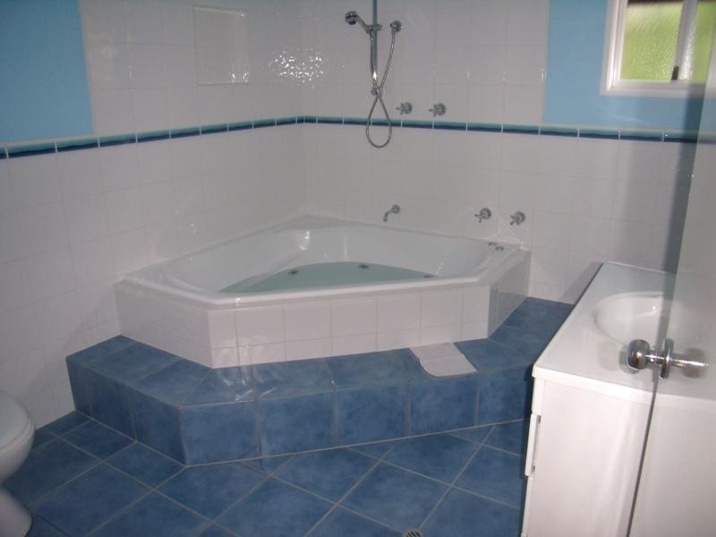 37 Broadwater Avenue, Maroochydore QLD 4558