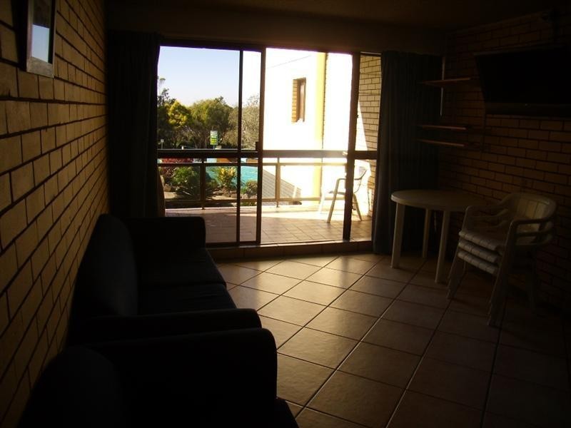 17/2 Meta St & The Esplanade, Mooloolaba QLD 4557