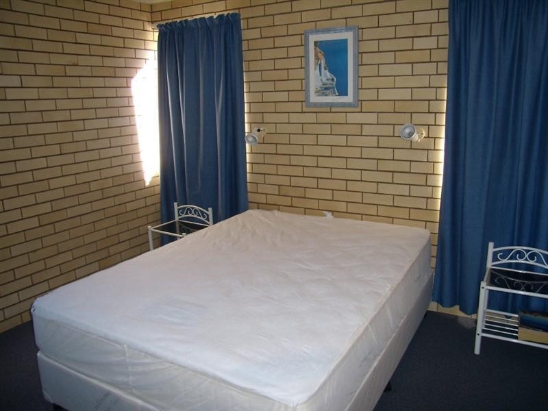 17/2 Meta St & The Esplanade, Mooloolaba QLD 4557