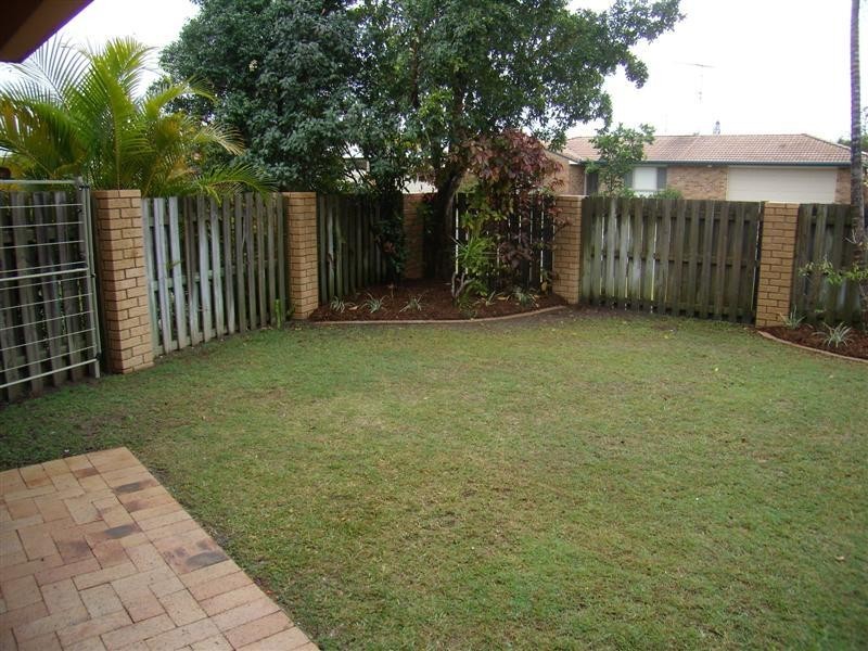 2/29 Tarcoola  Avenue, Mooloolaba QLD 4557