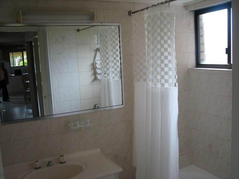 1/353 Bradman Avenue, Maroochydore QLD 4558