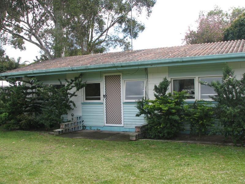 106 Broadwater Avenue, Maroochydore QLD 4558