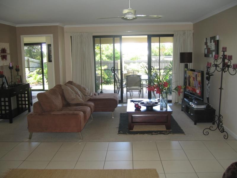 3/2 Lakehead Drive, Sippy Downs QLD 4556
