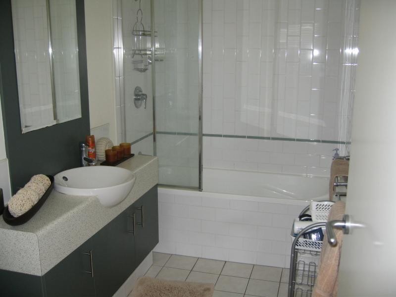 3/2 Lakehead Drive, Sippy Downs QLD 4556