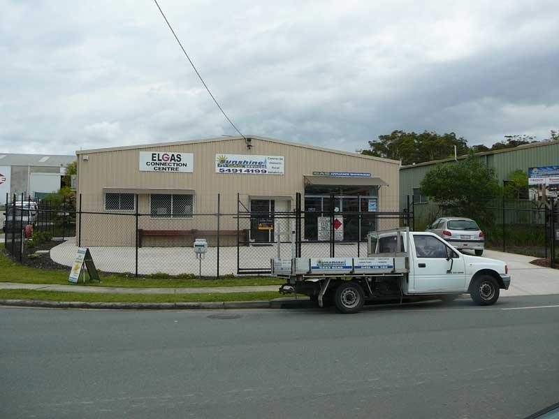 8 Daniel Street, Caloundra QLD 4551