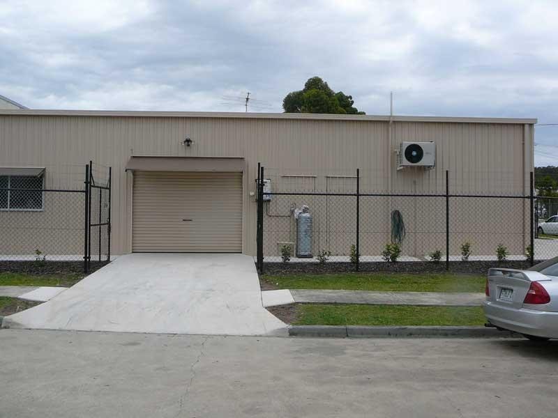 8 Daniel Street, Caloundra QLD 4551