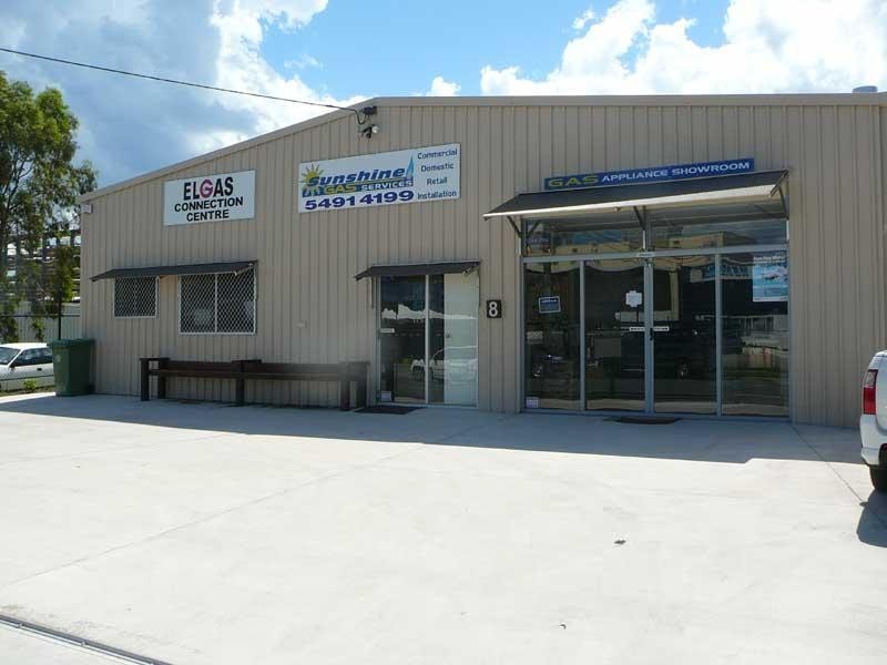 8 Daniel Street, Caloundra QLD 4551