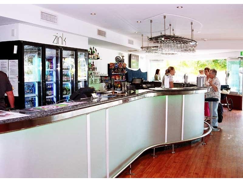 77 Mooloolaba Esplanade, Mooloolaba QLD 4557