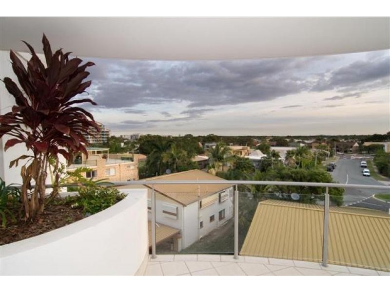 1/39 First Ave, Mooloolaba QLD 4557