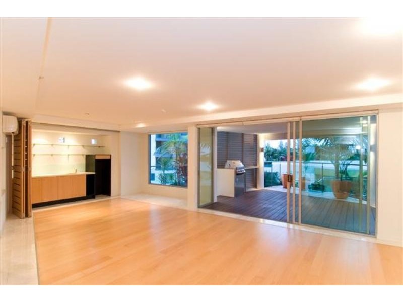 1/39 First Ave, Mooloolaba QLD 4557