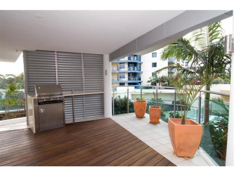 1/39 First Ave, Mooloolaba QLD 4557
