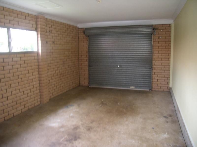 17 Poinsettia Avenue, Mooloolaba QLD 4557