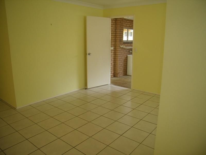 17 Poinsettia Avenue, Mooloolaba QLD 4557