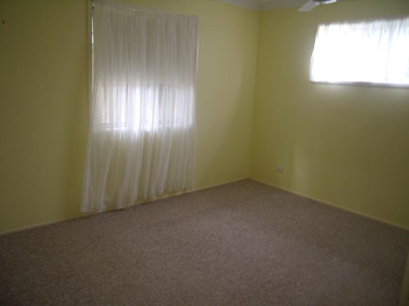 17 Poinsettia Avenue, Mooloolaba QLD 4557