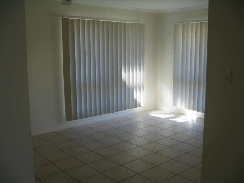 16 Dorian Crescent, Sippy Downs QLD 4556