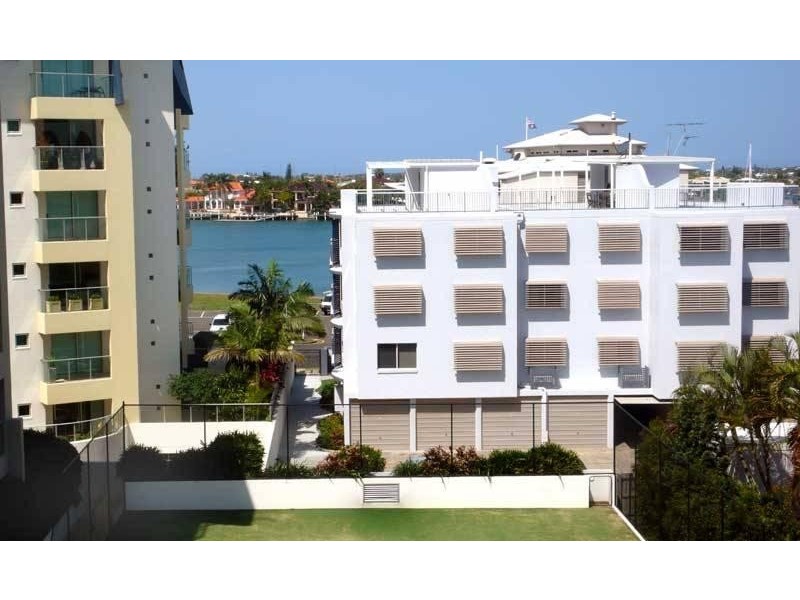 15/11 Foote Street, Mooloolaba QLD 4557