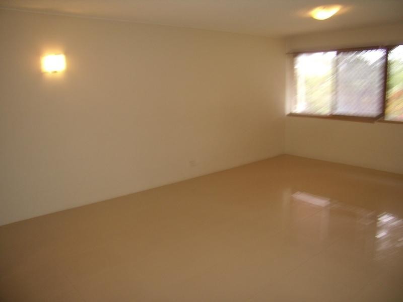 2/77 Buderim Avenue, Mooloolaba QLD 4557