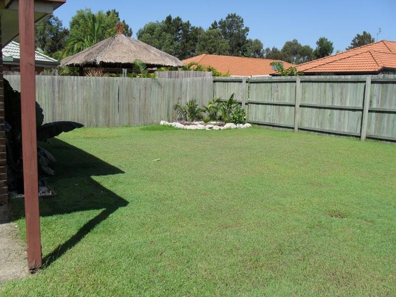 12 Honeymyrtle Court, Mountain Creek QLD 4557