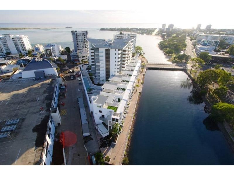 212/1 Duporth Ave, Maroochydore QLD 4558