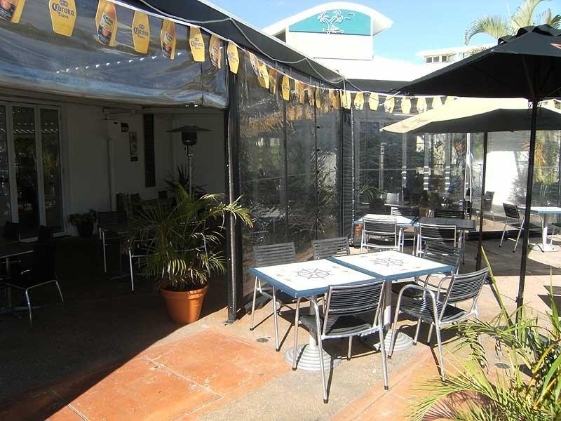 1&2/180 Alexandra Parade, Alexandra Headland QLD 4572