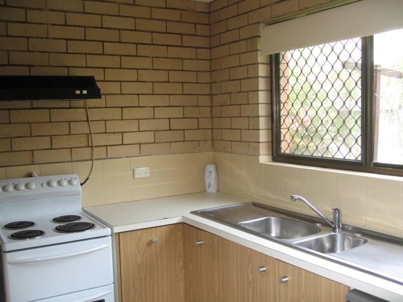 2/5 Bahlaka Court, Mooloolaba QLD 4557