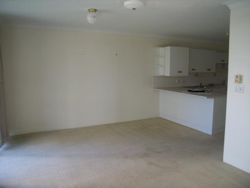 2/17 Parker Street, Maroochydore QLD 4558