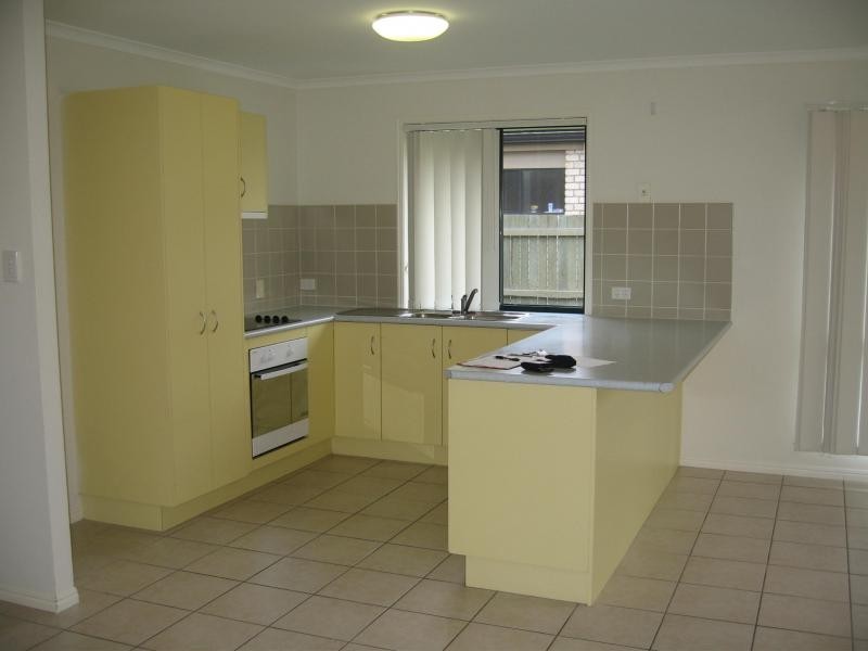 16 Dorian Crescent, Sippy Downs QLD 4556