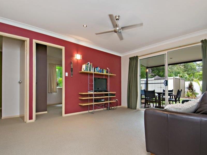 99 Amarina Ave, Mooloolaba QLD 4557