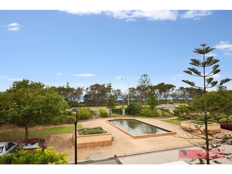 208/98 Alexandra Pde, Alexandra Headland QLD 4572