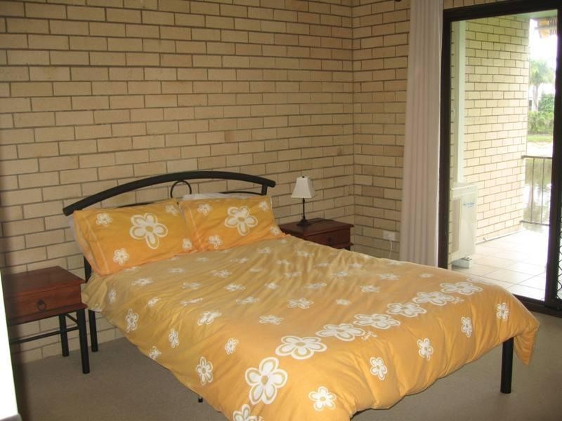 8/17 Goonawarra Drvie, Mooloolaba QLD 4557