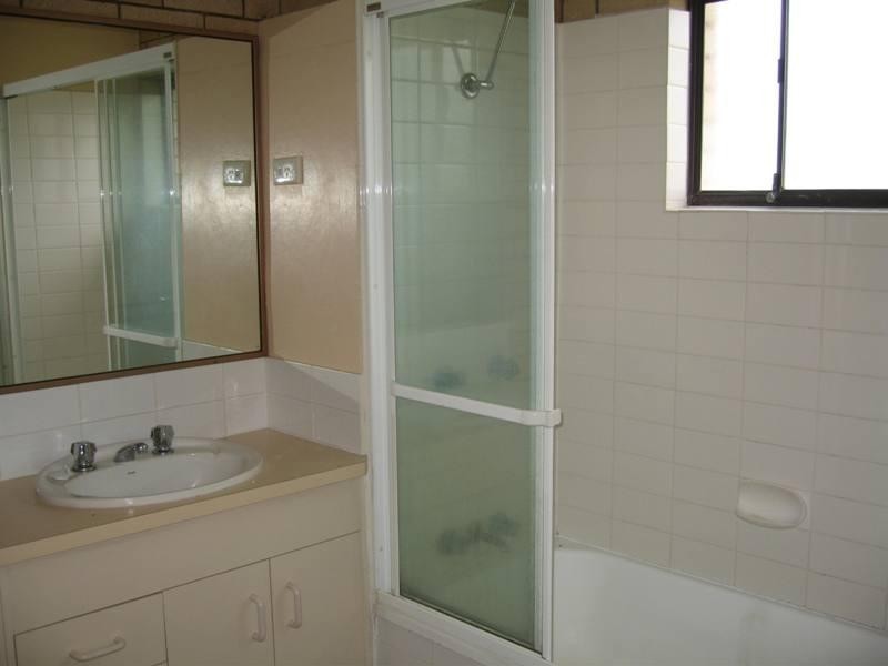 8/17 Goonawarra Drvie, Mooloolaba QLD 4557