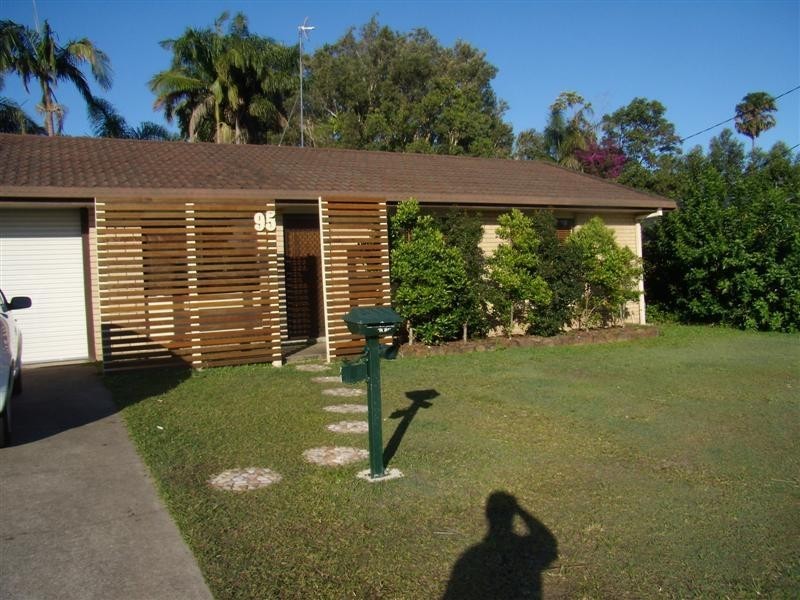 95 Palm Drive, Mooloolaba QLD 4557