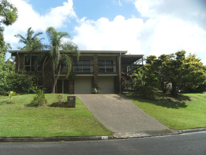 24 Hilltop Crescent, Maroochydore QLD 4558
