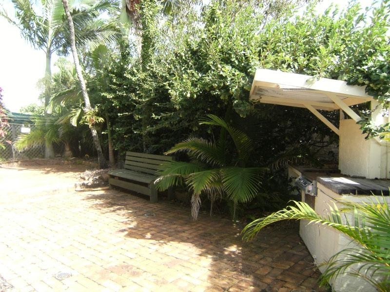 24 Hilltop Crescent, Maroochydore QLD 4558