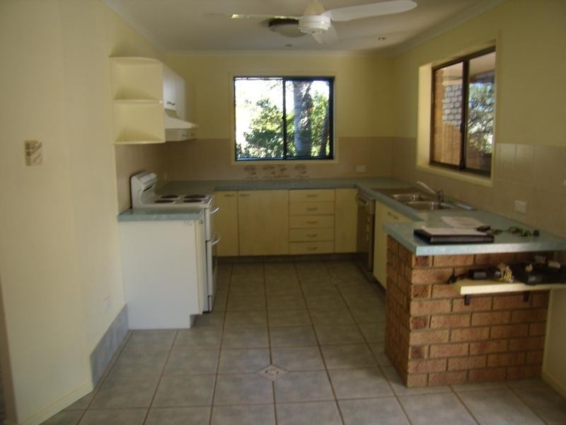 18 Summer Drive, Maroochydore QLD 4558