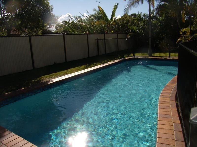 18 Summer Drive, Maroochydore QLD 4558