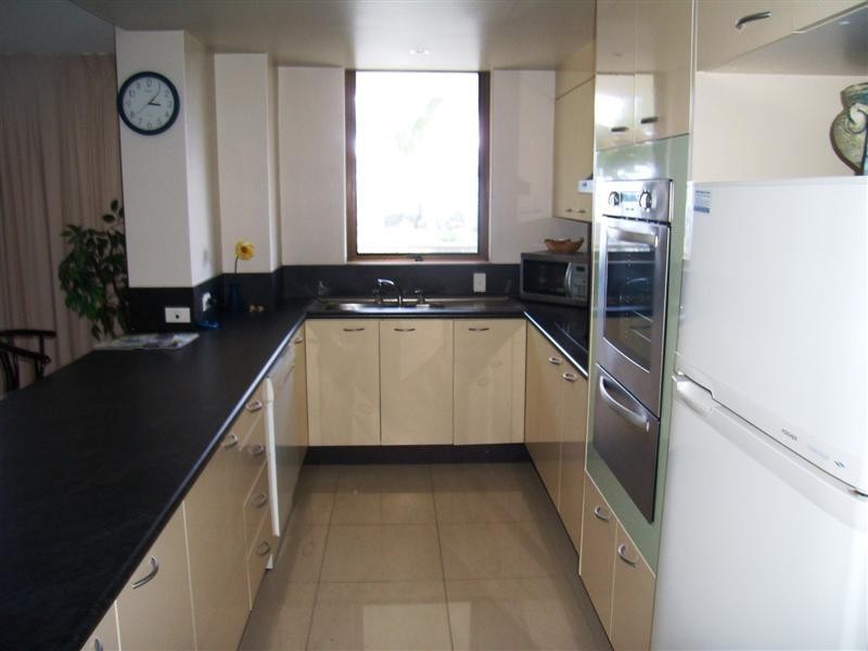 6/143 The Esplanae, Mooloolaba QLD 4557