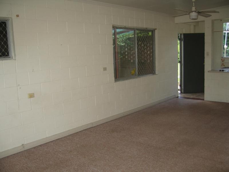 3 Palm Drive, Mooloolaba QLD 4557