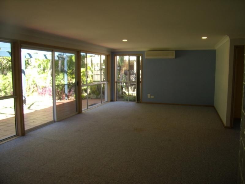 17 Munbilla Close, Mountain Creek QLD 4557