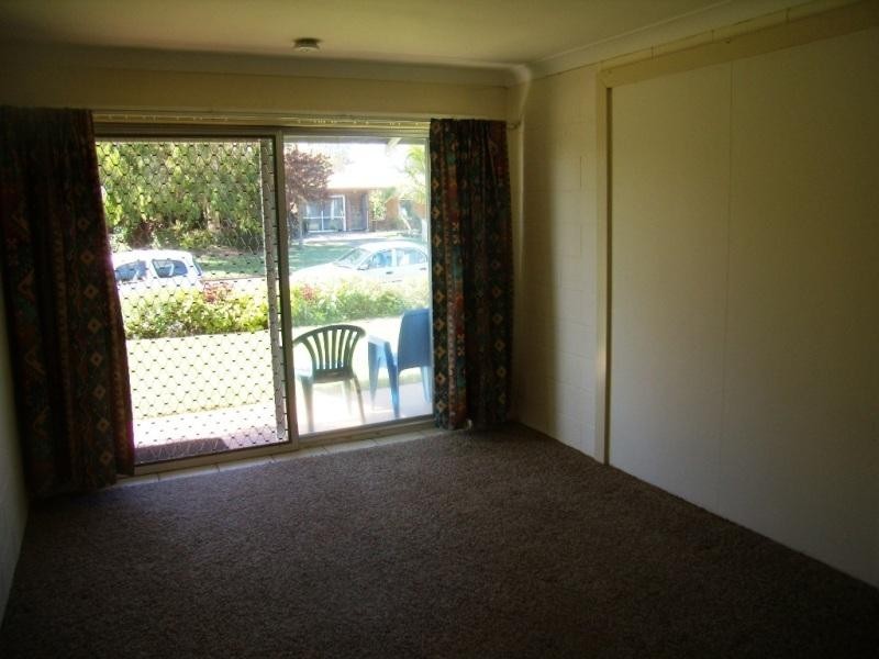 1/4 Nabilla Street, Buddina QLD 4575