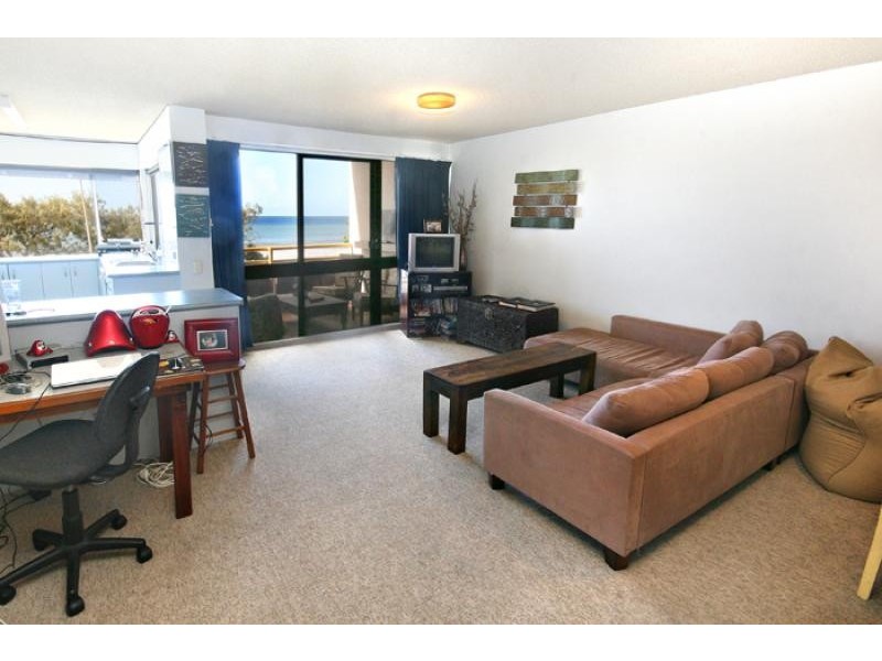 6/21 Boolarong Crescent, Alexandra Headland QLD 4572