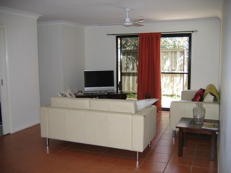 6 Glenwood Place, Twin Waters QLD 4564
